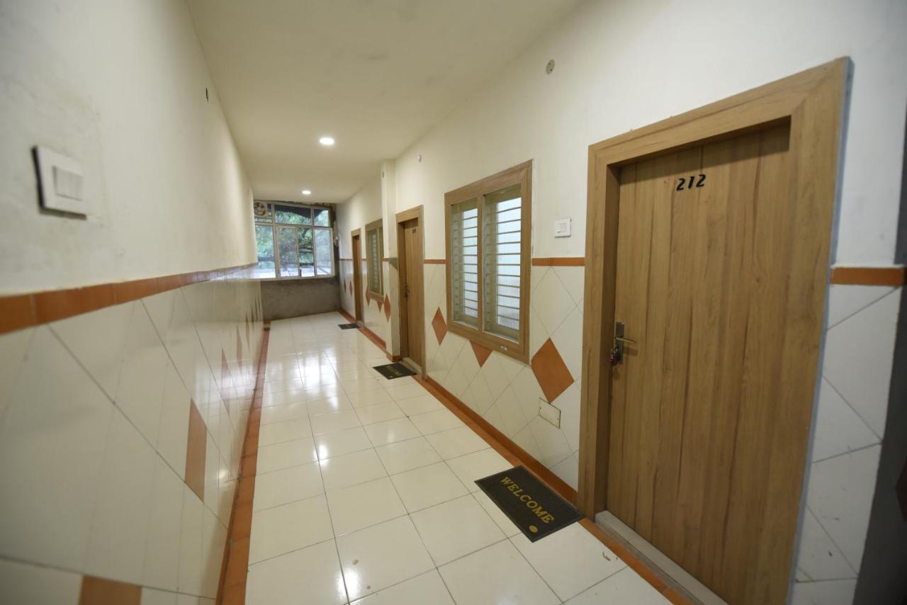 Hotel Mayur Gorakhpur Dış mekan fotoğraf